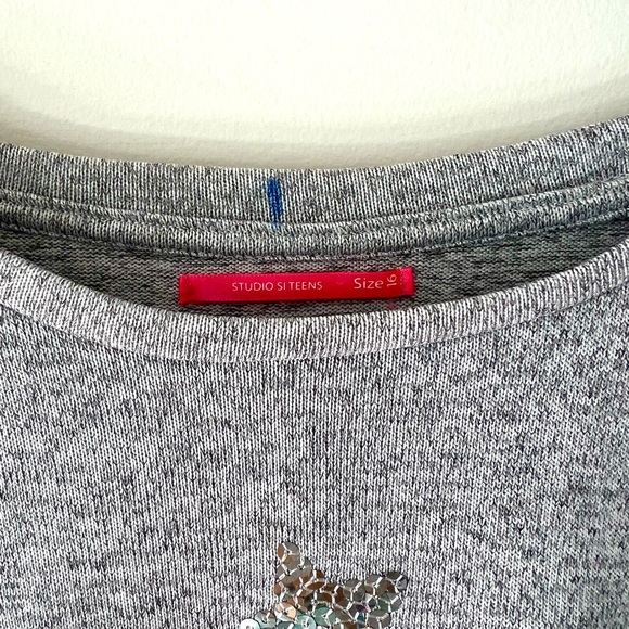 Grey Stars Sweater - Picture 3 of 4
